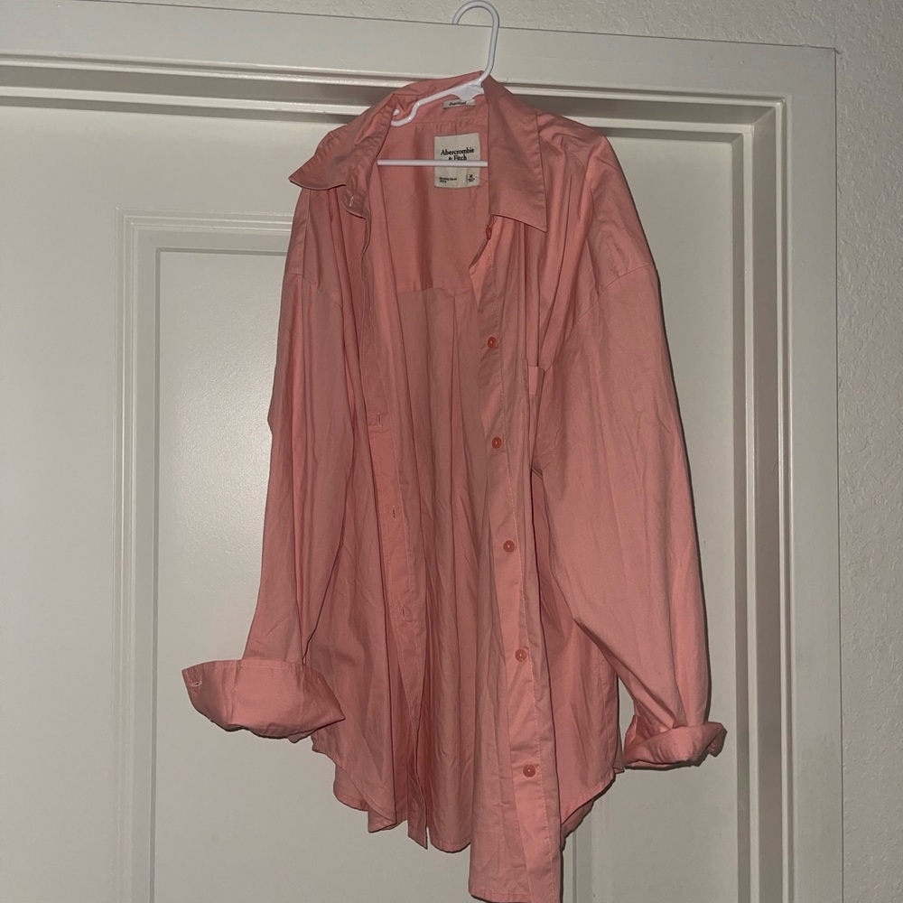 Abercrombie women’s oversized Button-Up Shirt